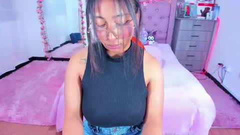 gabi_jhons_23 online show from September 2025 11:36:01 AM