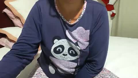 gaby  layla online show from May 2026 06:13:01 PM