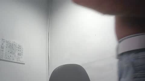 gabriel9_2003 online show from June 2026 11:32:02 AM