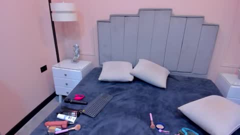   online show from October 2025 11:38:02 AM