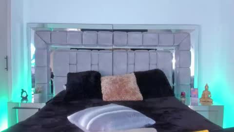 Snapshot of gabriela_montess chatting on January 2025 03:17:02 AM Gabriela Montes online show from January 2025 03:17:02 AM