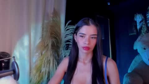 Snapshot of gabriela_montess chatting on February 2025 02:07:02 AM Gabriela Montes online show from February 2025 02:07:02 AM