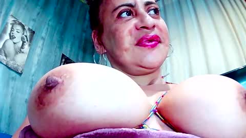 Snapshot of gabriela_sexy chatting on March 2025 05:50:02 PM Gabriella Lopez online show from March 2025 05:50:02 PM