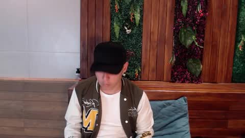 gabriell_ramirez_ online show from February 2025 10:48:02 AM