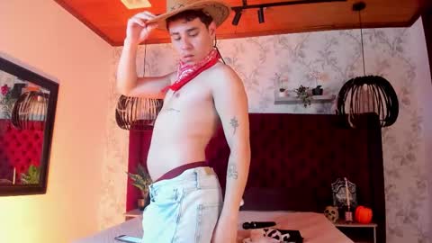 gabriell_ramirez_ online show from October 2025 04:25:02 AM