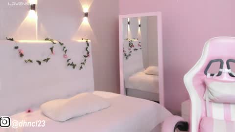 Gabriella online show from February 2025 07:27:01 PM