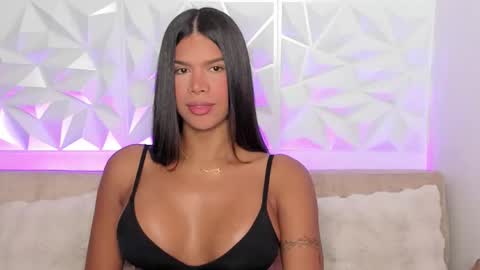 Gabriela  online show from February 2026 09:21:01 PM