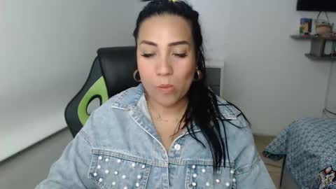 Gaby Blue online show from January 2025 07:32:02 PM