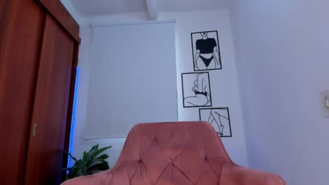 Snapshot of gaby_girl chatting on May 2026 10:06:01 PM online show from May 2026 10:06:01 PM