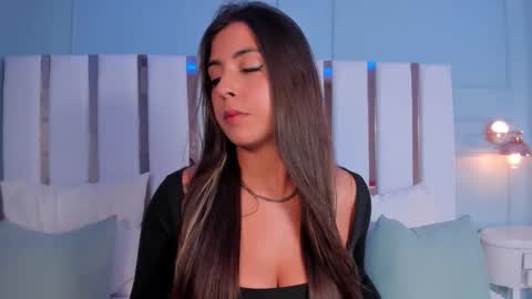 Gaby Klum online show from February 2026 10:04:02 PM