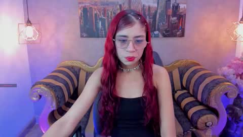 Snapshot of gaby_louse chatting on September 2025 01:34:02 PM Gaby online show from September 2025 01:34:02 PM