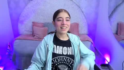 Gaby online show from May 2026 07:19:02 PM