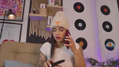 Gaby  online show from November 2025 12:42:01 PM