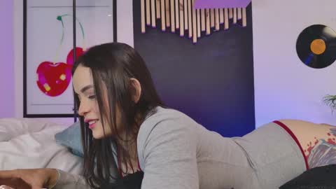 Gaby  online show from December 2025 12:31:02 PM