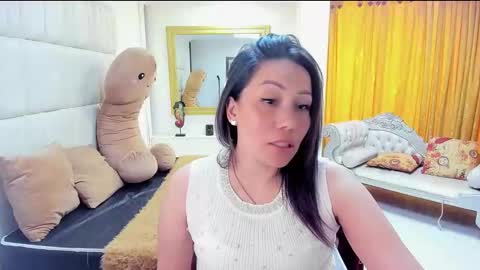 Snapshot of gaby_trent chatting on December 2024 04:28:01 PM gabriela online show from December 2024 04:28:01 PM