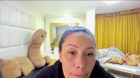 Snapshot of gaby_trent chatting on December 2024 09:46:01 PM gabriela online show from December 2024 09:46:01 PM