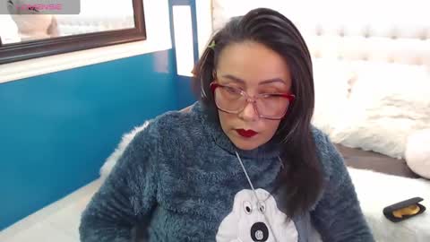 Snapshot of gaby_trent chatting on February 2025 03:42:02 PM gabriela online show from February 2025 03:42:02 PM