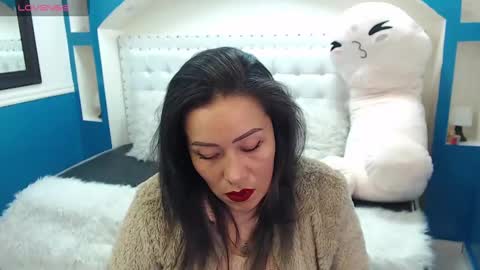 Snapshot of gaby_trent chatting on February 2025 03:19:01 PM gabriela online show from February 2025 03:19:01 PM