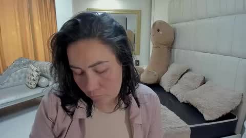 gabriela online show from February 2026 04:11:02 PM