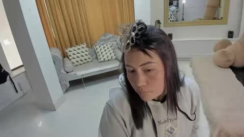 Snapshot of gaby_trent chatting on April 2026 05:39:02 PM gabriela online show from April 2026 05:39:02 PM