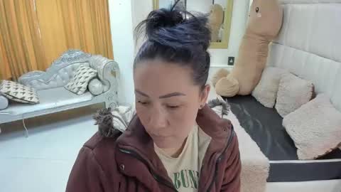 Snapshot of gaby_trent chatting on April 2026 04:44:01 PM gabriela online show from April 2026 04:44:01 PM