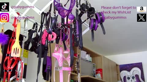 gabygumms online show from September 2025 02:11:01 PM
