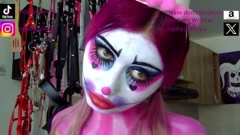 gabygumms online show from October 2025 01:54:01 PM