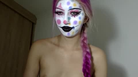 gabygumms online show from December 2025 07:33:02 PM