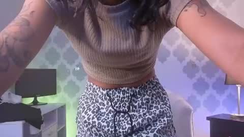 Snapshot of gabypetit chatting on June 2026 09:47:01 AM Gaby online show from June 2026 09:47:01 AM