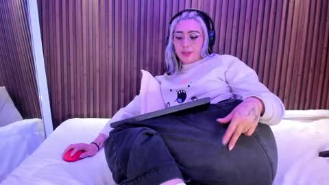 gabyrose9 online show from April 2026 10:47:02 PM