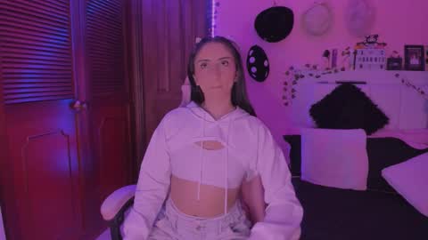 gabyye capprins online show from October 2025 12:51:01 AM