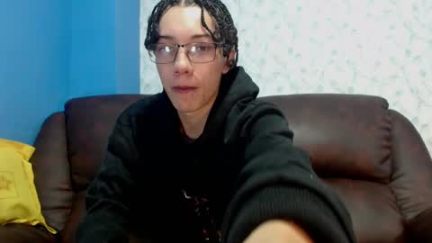 Snapshot of gadiel_sex chatting on February 2025 12:28:01 PM gadiel_sex online show from February 2025 12:28:01 PM