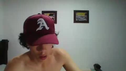 Snapshot of gadiel_sex chatting on February 2025 09:27:02 PM gadiel_sex online show from February 2025 09:27:02 PM