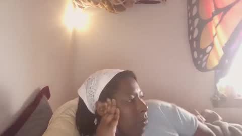 Snapshot of gaeabunny chatting on February 2025 12:24:01 AM gaeabunny online show from February 2025 12:24:01 AM