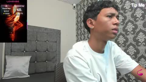 Snapshot of gael_d4v7 chatting on April 2026 07:22:01 PM Gael online show from April 2026 07:22:01 PM