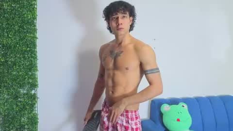 Snapshot of gael_david chatting on July 2026 07:02:01 AM Gael online show from July 2026 07:02:01 AM