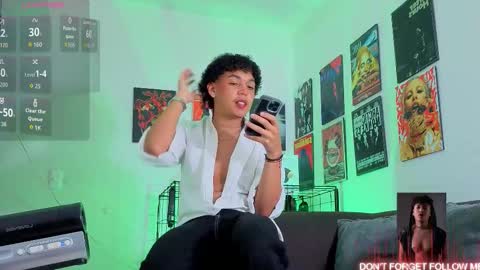 Snapshot of gaeloconner chatting on October 2025 02:53:01 AM Gael Conner online show from October 2025 02:53:01 AM