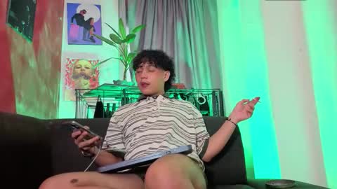 Snapshot of gaeloconner chatting on March 2026 10:28:01 PM Gael Conner online show from March 2026 10:28:01 PM