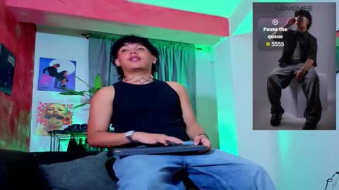 Snapshot of gaeloconner chatting on March 2026 12:48:01 AM Gael Conner online show from March 2026 12:48:01 AM