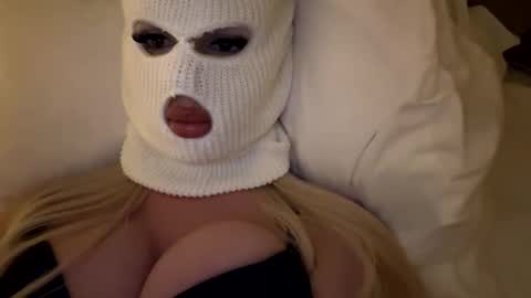 Feetbaabe online show from May 2026 07:30:02 PM