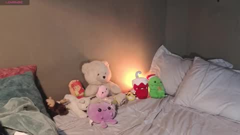 Snapshot of gaia_joness chatting on October 2025 01:44:02 PM gaia_joness online show from October 2025 01:44:02 PM