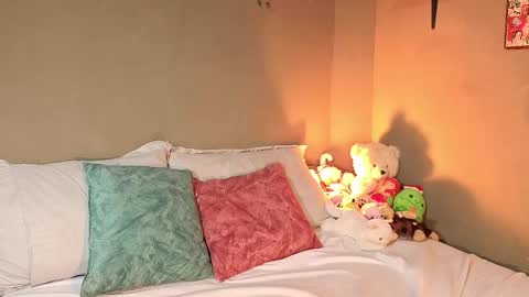 Snapshot of gaia_joness chatting on October 2025 07:40:01 PM gaia_joness online show from October 2025 07:40:01 PM