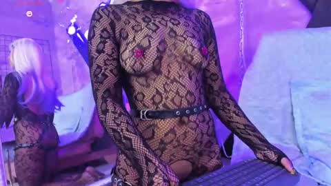 gaiia_uwu online show from April 2026 05:52:02 PM