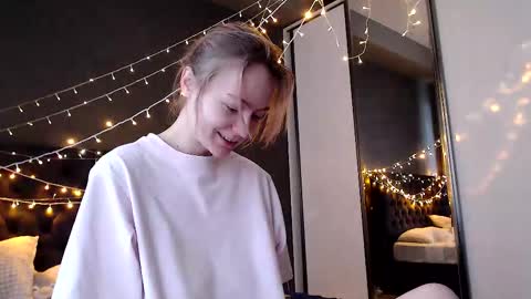 My name Lou 3 online show from December 2025 08:12:01 AM