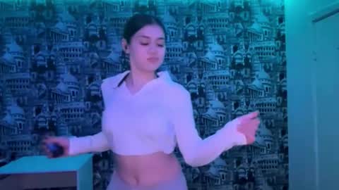 Abigail online show from December 2025 07:07:01 PM