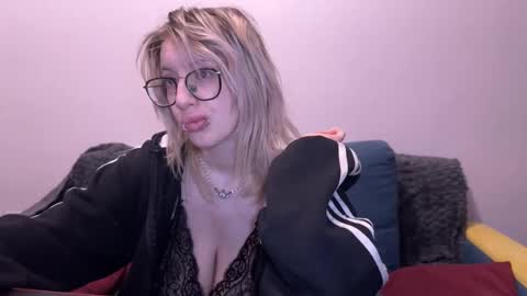 Snapshot of gamachu_ulfinaa chatting on October 2025 08:21:02 PM GaamachuuUlfinaa online show from October 2025 08:21:02 PM