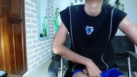 gandy_hott online show from October 2025 08:22:01 PM