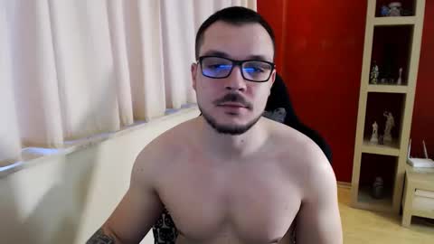 Snapshot of gangstalover8 chatting on March 2026 04:40:01 AM GangstaLover online show from March 2026 04:40:01 AM