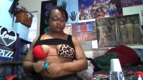 Snapshot of gardeniaspear chatting on October 2025 10:54:02 PM Gardenia online show from October 2025 10:54:02 PM