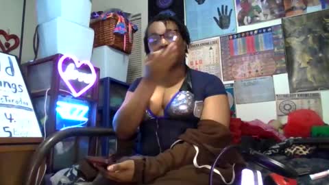 Snapshot of gardeniaspear chatting on October 2025 06:26:01 AM Gardenia online show from October 2025 06:26:01 AM